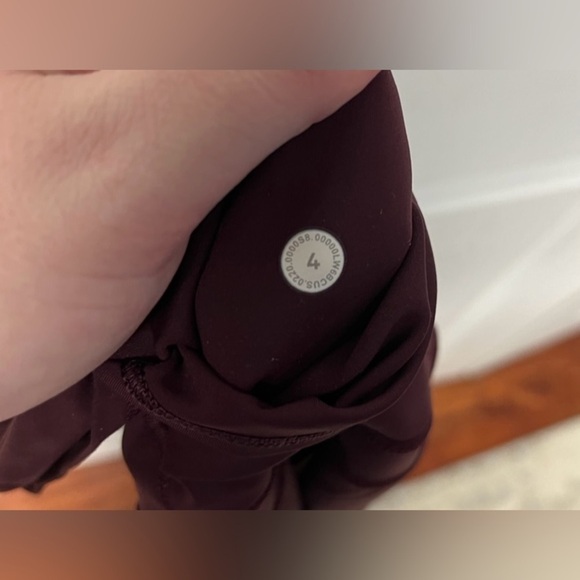 Lululemon Fast and Free High-Rise Crop II *Non-Reflective Nulux - Sz 4 - Picture 6 of 6